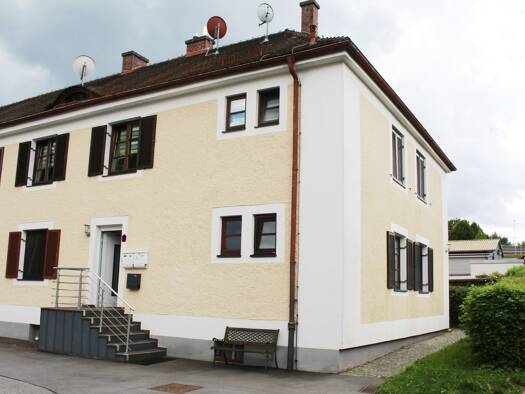 Wohnung zum Kauf 275.000 € 3 Zimmer 81 m² EG Heining Passau 94036