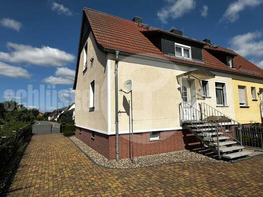 Doppelhaushälfte zum Kauf 198.500 € 4 Zimmer 86 m² 705 m² Grundstück Gröditz Gröditz 01609