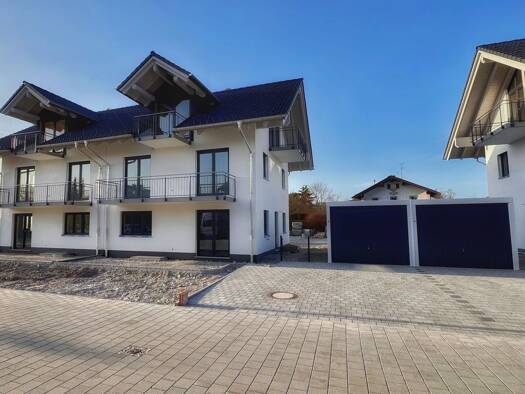 Doppelhaushälfte zur Miete 2.990 € 5 Zimmer 164 m² 248 m² Grundstück frei ab 01.05.2026 Wolfratshausen 82515