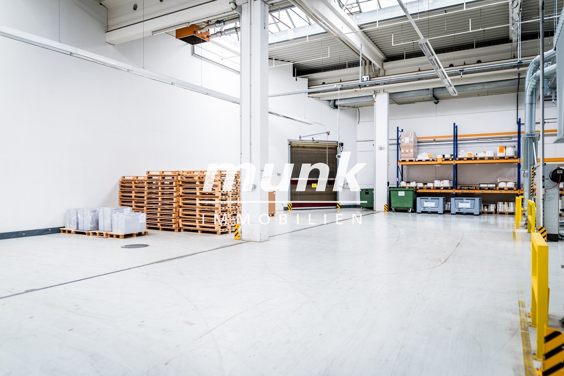 Produktionshalle zum Kauf 8.548,6 m²<br/>Lagerfläche Daimlerstr. Ulm 89079