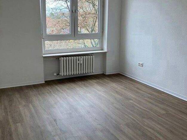 Wohnung zur Miete 972 € 3 Zimmer 70,3 m² 1. Geschoss frei ab 23.01.2026 Leo-Gans-Str. 44 Fechenheim Frankfurt am Main 60386