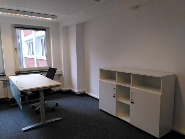 Bürofläche zur Miete provisionsfrei 705 € 26 m² Bürofläche Roscherstraße Mitte Mitte 30161