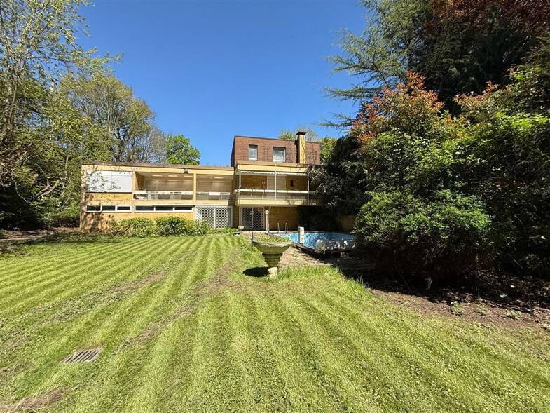 Villa zum Kauf 899.000 € 9 Zimmer 481 m² 6.600 m² Grundstück frei ab sofort Bischmisheim Saarbrücken 66132