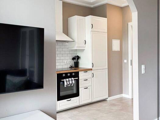 Wohnung zur Miete auf Zeit 1.300 € 2 Zimmer 65 m² frei ab sofort Sellerhausen-Stünz Leipzig 04318