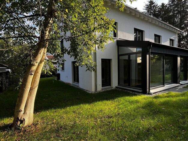 Doppelhaushälfte zum Kauf - Erstbezug provisionsfrei 1.490.000 € 7 Zimmer 173,4 m² 423 m² Grundstück Pullach Baierbrunn 82049