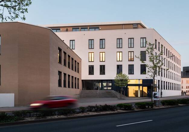 Penthouse zum Kauf 990.000 € 5 Zimmer 228 m² 3. Geschoss Innenstadt Fulda 36037