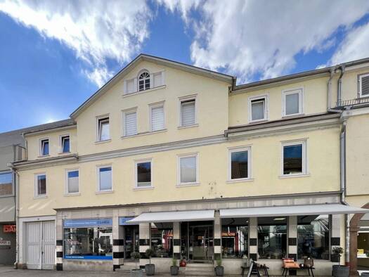 Mehrfamilienhaus zum Kauf 2.300.000 € 16 Zimmer 389,9 m² 493 m² Grundstück Mitte Ludwigsburg 71638