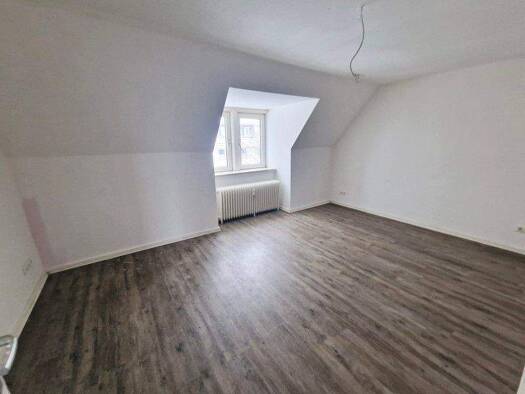 Wohnung zur Miete 436 € 3 Zimmer 54,5 m² frei ab 26.03.2026 Memeler Str. 64 Schleswig 24837