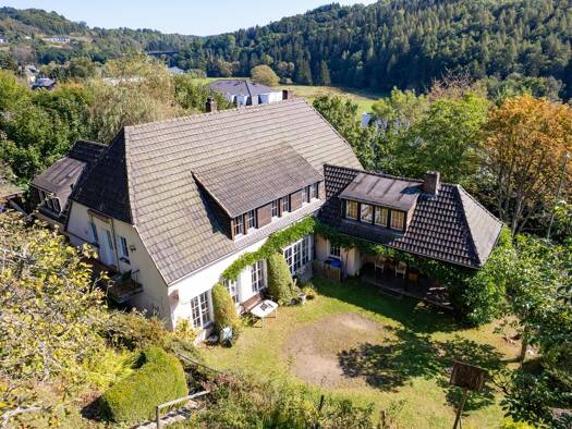 Einfamilienhaus zum Kauf 349.000 € 12 Zimmer 375 m² 1.396 m² Grundstück Daun Daun 54550