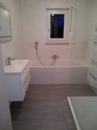 Terrassenwohnung zur Miete 650 € 4 Zimmer 110 m² Geschoss 1/2 frei ab 01.09.2025 Neubäu Roding 93426