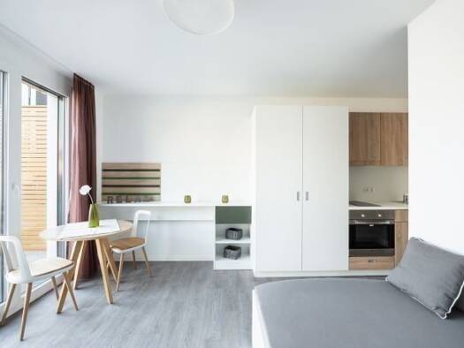 Studio zur Miete 505 € 1 Zimmer 23 m² 1. Geschoss frei ab 01.10.2025 Regensburger Str. 6/8 Glockenhof Nürnberg 90478