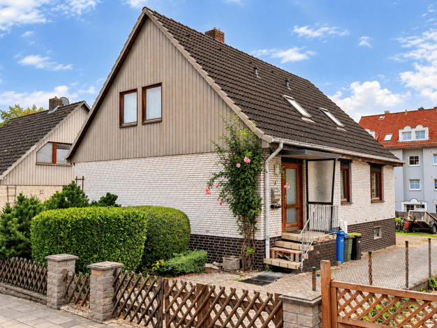Einfamilienhaus zum Kauf 299.000 € 6 Zimmer 153 m² 499 m² Grundstück Sarstedt Sarstedt 31157