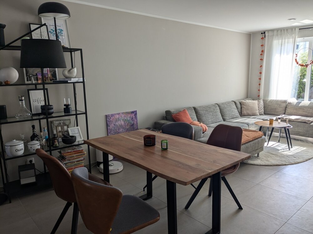 Reihenmittelhaus zur Miete 1.680 € 5 Zimmer 168 m²<br/>Wohnfläche 167 m²<br/>Grundstück 01.03.2025<br/>Verfügbarkeit Adelsdorf Adelsdorf 91325