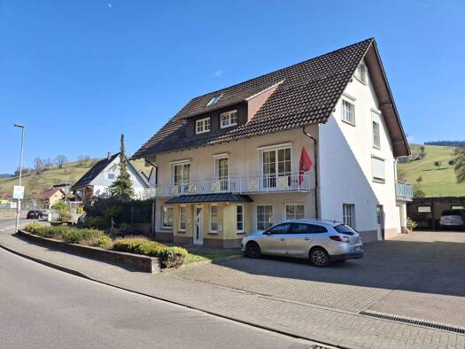 Mehrfamilienhaus zum Kauf 415.000 € 10 Zimmer 266 m² 633 m² Grundstück Oberharmersbach 77784