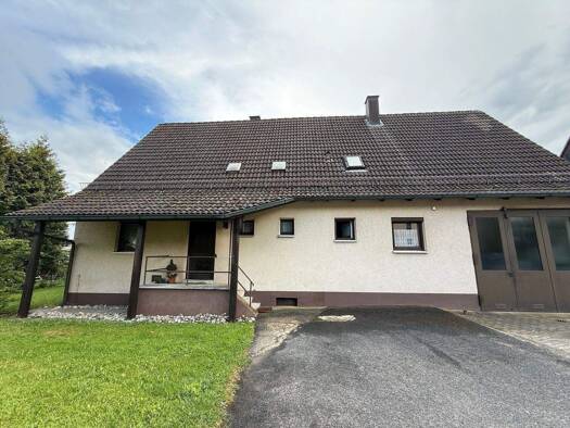 Einfamilienhaus zum Kauf 349.000 € 6 Zimmer 146 m² 1.019 m² Grundstück frei ab sofort Burgthann Burgthann 90559