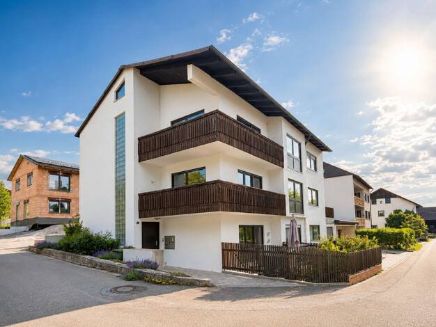 Mehrfamilienhaus zum Kauf als Kapitalanlage geeignet 465.000 € 12 Zimmer 300 m² 384 m² Grundstück Oberisling-Graß Regensburg / Oberisling 93053