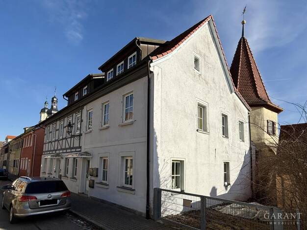 Mehrfamilienhaus zum Kauf 240.000 € 5 Zimmer 102 m² 77 m² Grundstück Uffenheim Ufffenheim 97215