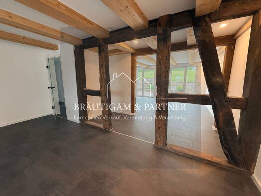 Einfamilienhaus zur Miete 950 € 4,5 Zimmer 140 m² 1.461 m² Grundstück Hirschberg Warstein 59581