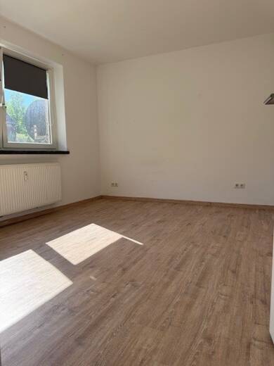 Wohnung zur Miete 875 € 4 Zimmer 80,5 m² 1. Geschoss frei ab sofort Vor der Kaserne 52 Elmenhorst 21493