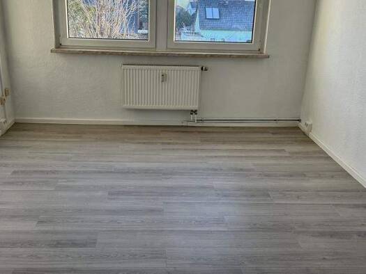 Wohnung zur Miete 223 € 1 Zimmer 31,8 m² 2. Geschoss Schladebacher Straße 50 Bad Dürrenberg 06231