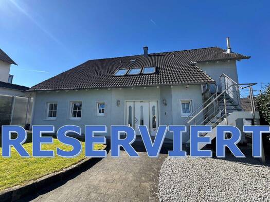 Haus zum Kauf 188 m² 532 m² Grundstück frei ab sofort Sankt-Veit-Straße 2 Oesdorf Heroldsbach 91336