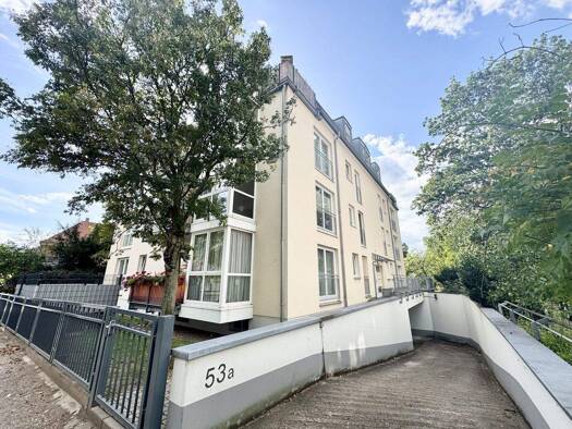 Wohnung zur Miete 705 € 3 Zimmer 74,5 m² EG Straße des Friedens 53a Radebeul 01445
