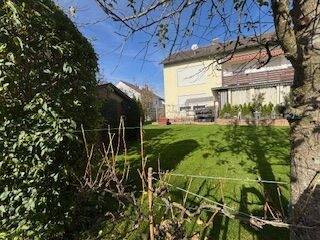 Immobilie in Zusmarshausen - Geräumiges Familienhaus mit Balkon und Terrasse in Zusmarshausen - Bild 1