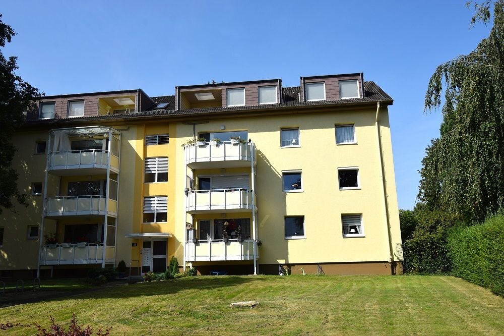 Wohnung zum Kauf 189.000 € 5 Zimmer 112,5 m²<br/>Wohnfläche 01.08.2025<br/>Verfügbarkeit Eckernfeld Bremerhaven 27580