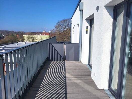 Penthouse zur Miete 1.700 € 3 Zimmer 104,8 m² 5. Geschoss frei ab sofort Heischstr. 1 Gaarden-Süd Kiel 24143