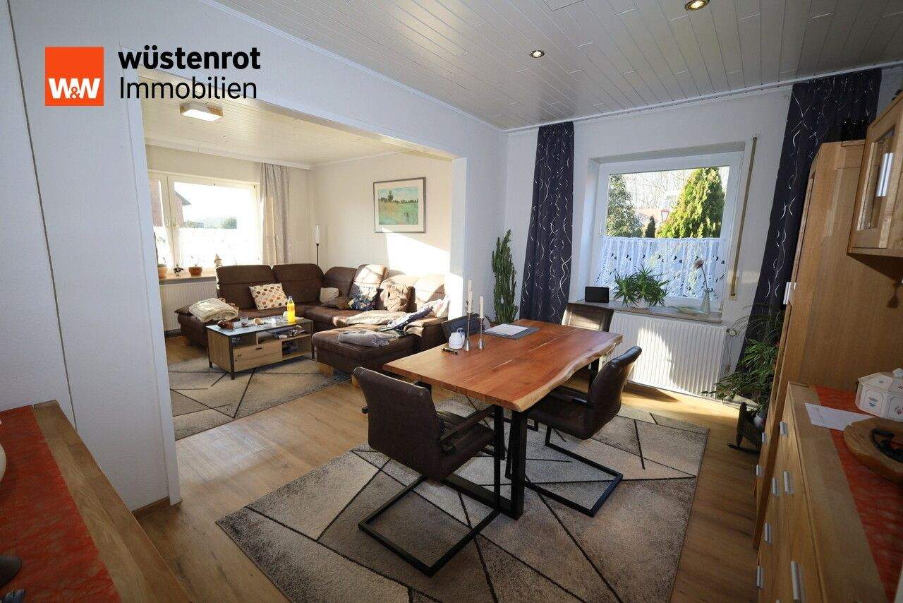 Immobilie in Balge - Vielfältiges Objekt! EFH/ZFH mit PV-Anlage, Wintergarten und ELW (Ferienwohnung möglich) +Ausbaureserve - Bild 3