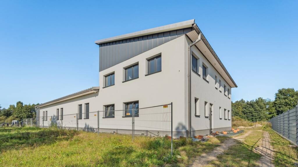 Bürofläche zum Kauf - Erstbezug 650.000 € 5 Zimmer 120 m² Bürofläche Wietzenbruch Celle 29225
