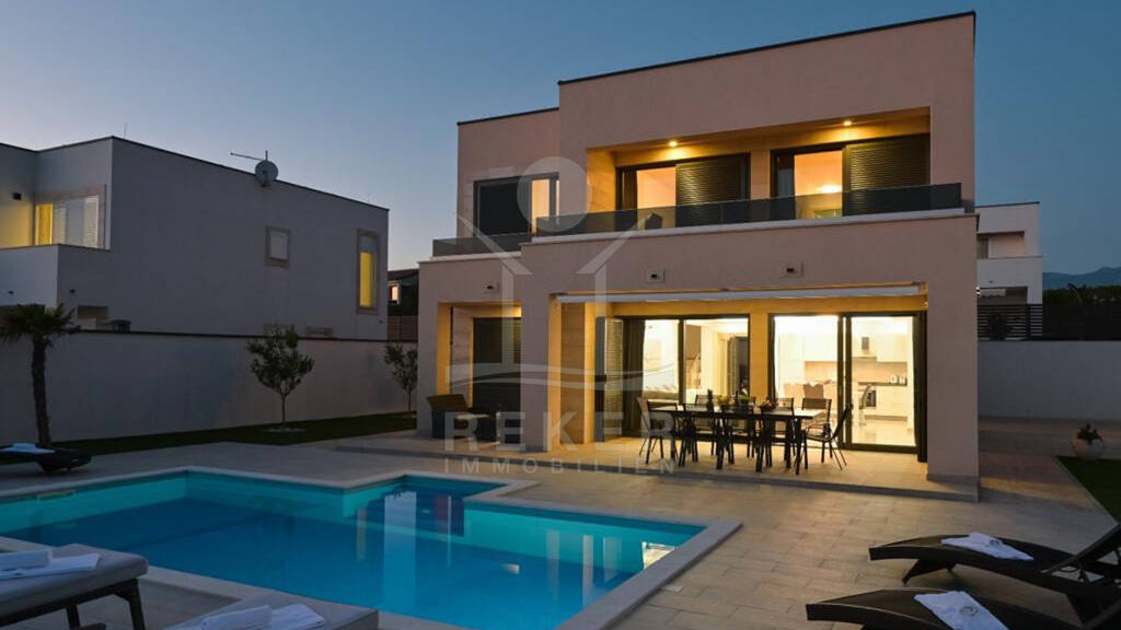 Villa zum Kauf 900.000 € 5 Zimmer 150 m² 600 m² Grundstück Novalja 53291