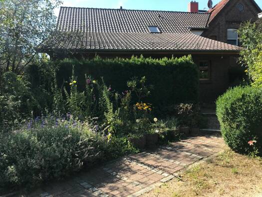 Einfamilienhaus zur Miete 1.240 € 4 Zimmer 124 m² frei ab 15.08.2026 Harmstorf 21228