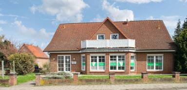 Einfamilienhaus zum Kauf 468.000 € 10 Zimmer 276 m² 676 m² Grundstück Güstrow Güstrow 18273