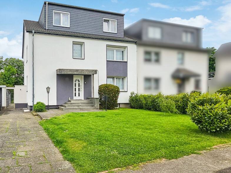 Mehrfamilienhaus zum Kauf 998.000 € 9 Zimmer 207 m² 815 m² Grundstück Dünnwald Köln 51069