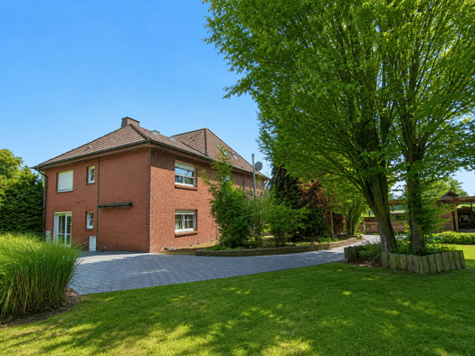 Einfamilienhaus zum Kauf 685.000 € 8 Zimmer 260 m² 5.514 m² Grundstück Langenberg Langenberg 33449
