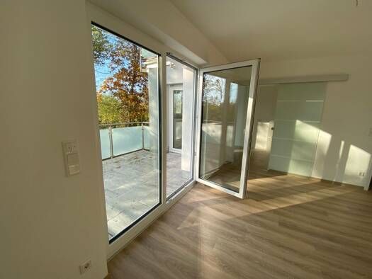 Wohnung zur Miete 1.200 € 3 Zimmer 100 m² Geschoss 2/3 frei ab 01.08.2026 Haidhof Maxhütte-Haidhof 93142