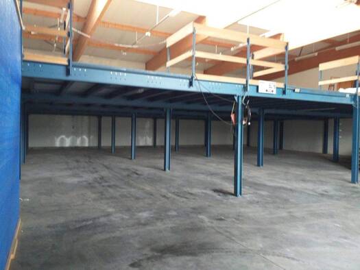 Lagerhalle zur Miete 800 € 360 m² Lagerfläche Crimmitschau Crimmitschau 08451