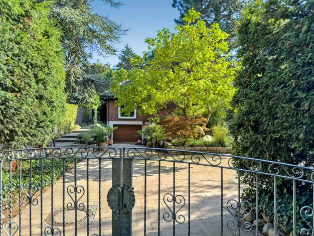 Haus zum Kauf 1.300.000 € 8 Zimmer 200 m² 1.241 m² Grundstück Pelzerhaken Neustadt in Holstein 23730