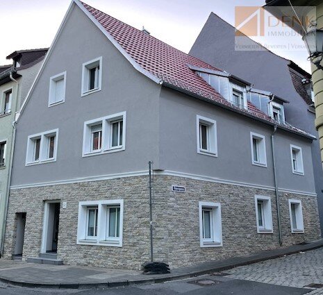 Mehrfamilienhaus zum Kauf 566.000 € 8 Zimmer 225 m²<br/>Wohnfläche 110 m²<br/>Grundstück Kitzingen Kitzingen 97318