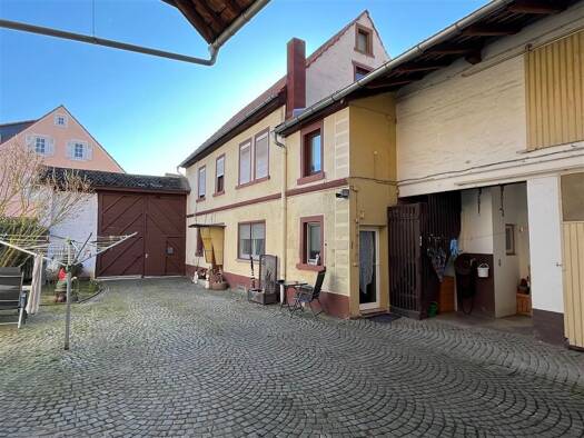 Bauernhaus zum Kauf 345.000 € 5 Zimmer 120 m² 1.924 m² Grundstück Hauptstraße 14 Bischheim Bischheim , Pfalz 67294