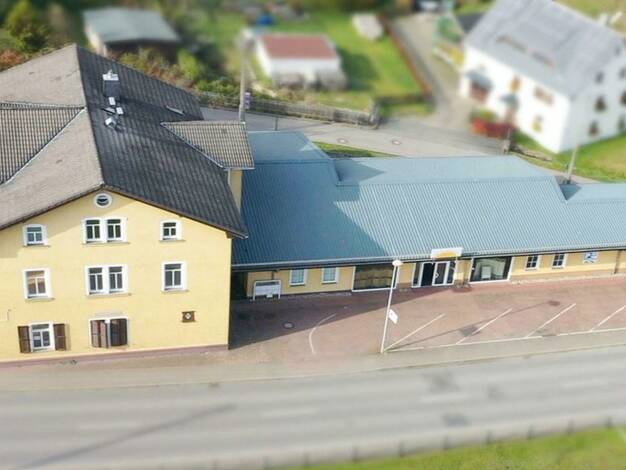 Verkaufsfläche zur Miete 1.500 € 250 m² Verkaufsfläche Thalheim / Erzgebirge 09380