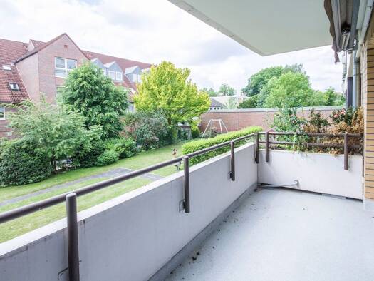 Wohnung zur Miete 760 € 2 Zimmer 68 m² 5 Geschosse frei ab sofort Grete-Nevermann-Weg 14 Rissen Hamburg 22559