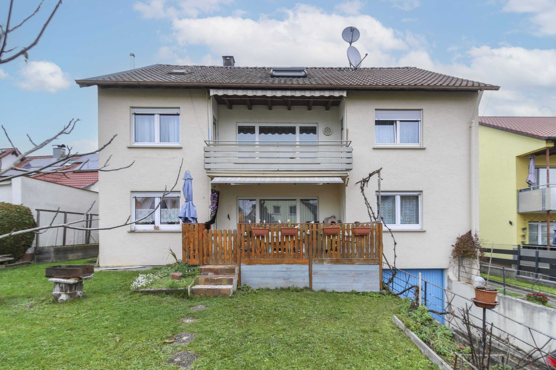 Mehrfamilienhaus zum Kauf als Kapitalanlage geeignet 450.000 € 9 Zimmer 226 m²<br/>Wohnfläche 480 m²<br/>Grundstück Lindach Schwäbisch Gmünd 73527