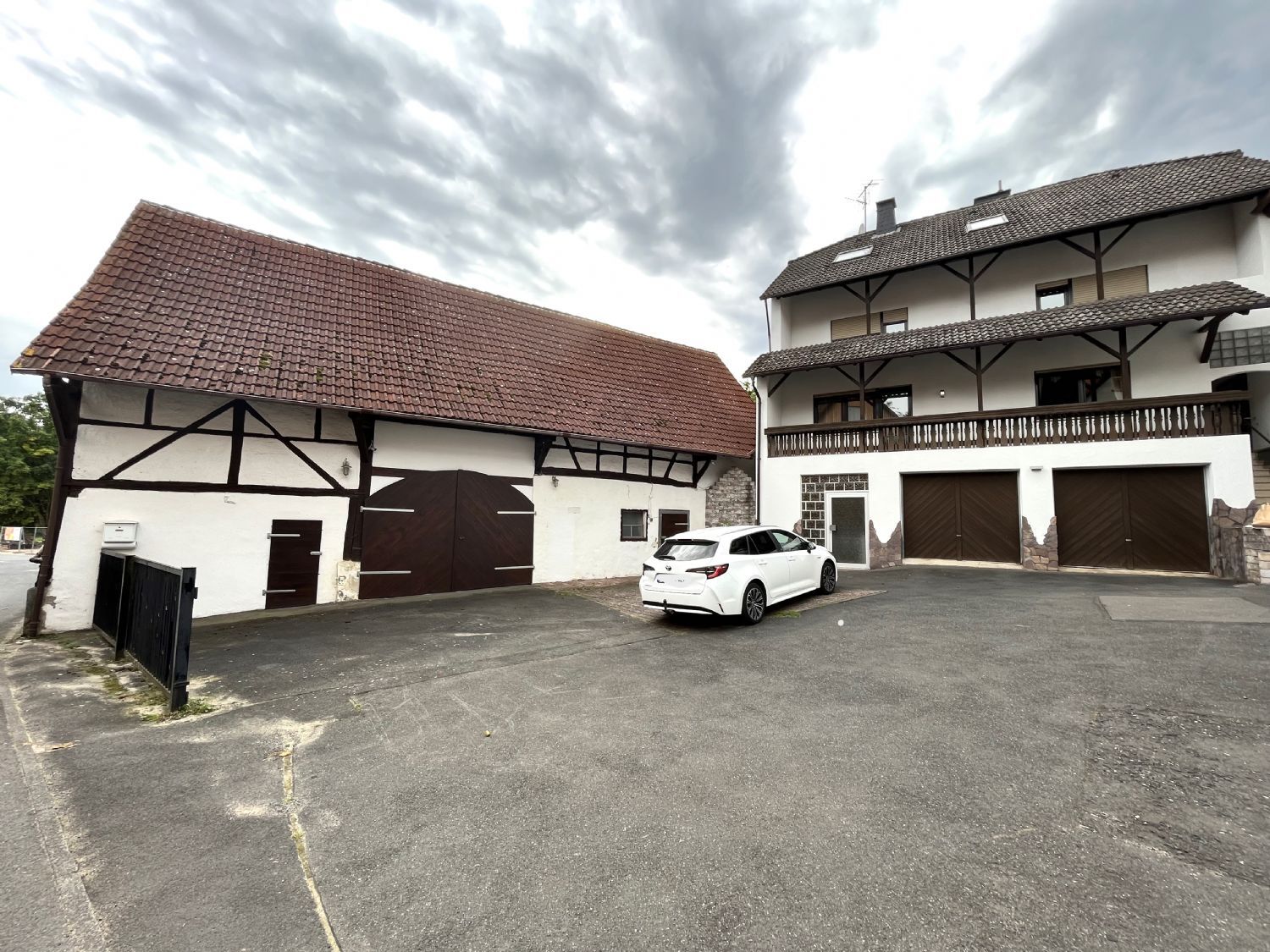 Mehrfamilienhaus zum Kauf 479.000 € 9 Zimmer 220 m²<br/>Wohnfläche 770 m²<br/>Grundstück Rothengrund Mömbris 63776