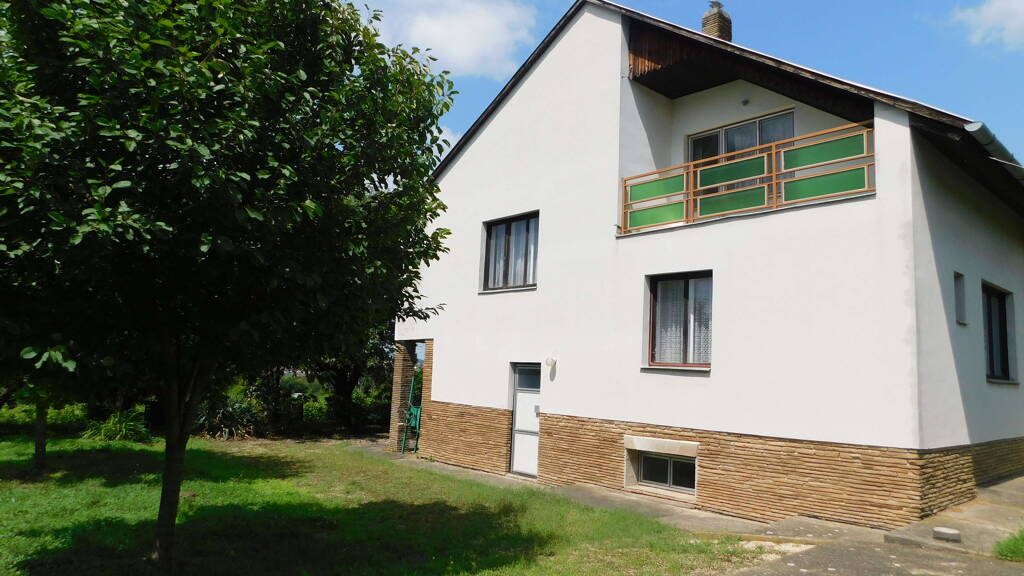 Einfamilienhaus zum Kauf 150.000 € 5 Zimmer 183 m² 1.305 m² Grundstück frei ab sofort Keszthely 8360