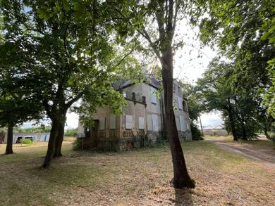 Haus zum Kauf 180.000 € 3.040 m² Grundstück Naumburg Naumburg (Saale) 06618