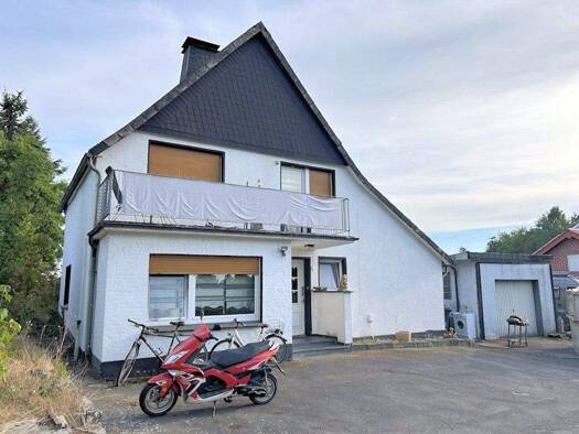 Einfamilienhaus zum Kauf 190.000 € 5 Zimmer 120 m² 3.025 m² Grundstück Schmerlecke-Seringhausen Erwitte 59597