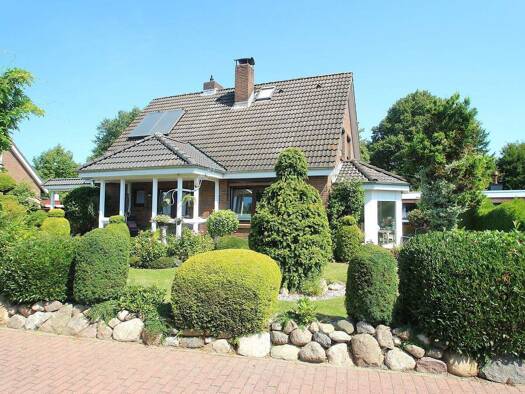 Einfamilienhaus zum Kauf 429.000 € 4 Zimmer 118 m² 734 m² Grundstück Lensahn 23738