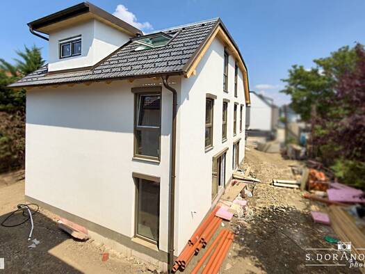 Doppelhaushälfte zum Kauf - Erstbezug 599.000 € 6 Zimmer 104,4 m² frei ab 30.09.2026 Donaustadt 1220